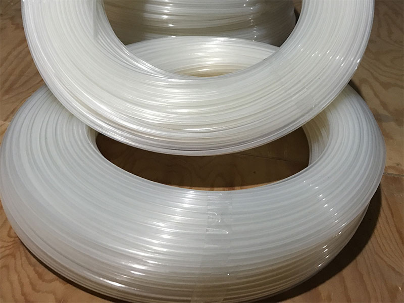 �����ܵ����c(di��n)���ܺ�ʹ�÷���